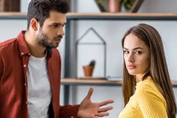 上海市私家侦探：老公出轨婚前财产离婚怎么分？