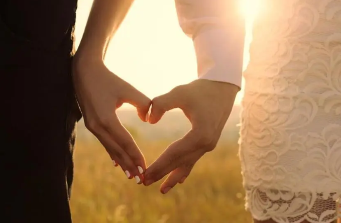 上海私人调查：离婚后房子一人一半如何处理？