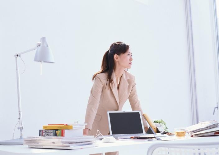 上海市侦探调查：生活，爱情，婚姻三者如何定义？