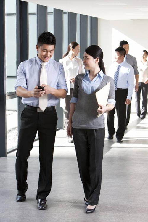 上海市私家侦探公司：市场调研如何赋能企业决策？