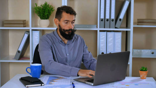 上海小三调查取证：婚外情不是爱，而是人生麻烦的开始