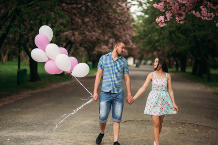 上海第三者调查：婚外情里的女人都是什么心理？