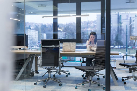 上海正规私家侦探：一方不同意离婚会因为分居而自动离婚吗？