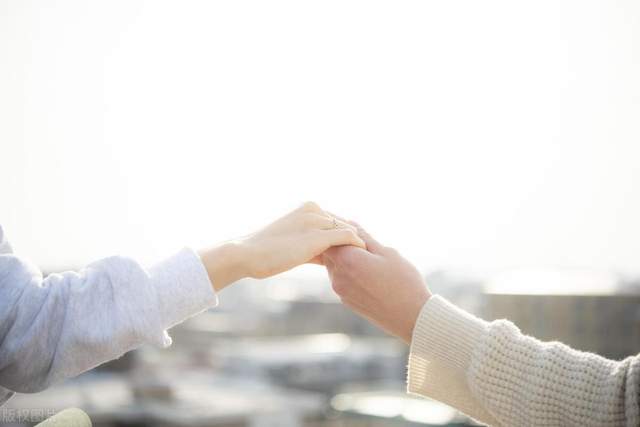 上海市调查公司：真正爱一个人的时候，大部分时间都是不快乐的